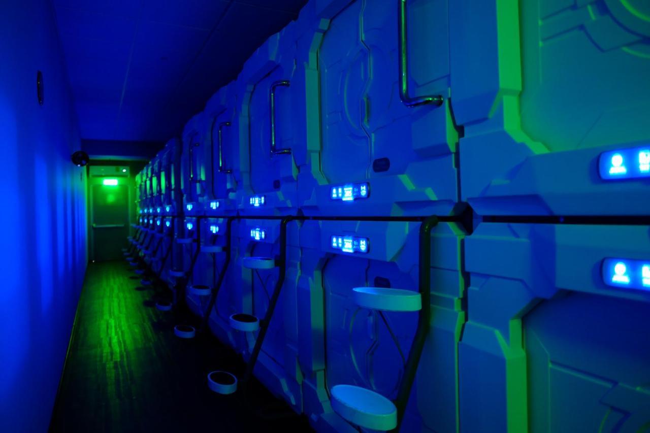 Izzzleep Aeropuerto Terminal 2 Capsulehotel Mexico-stad